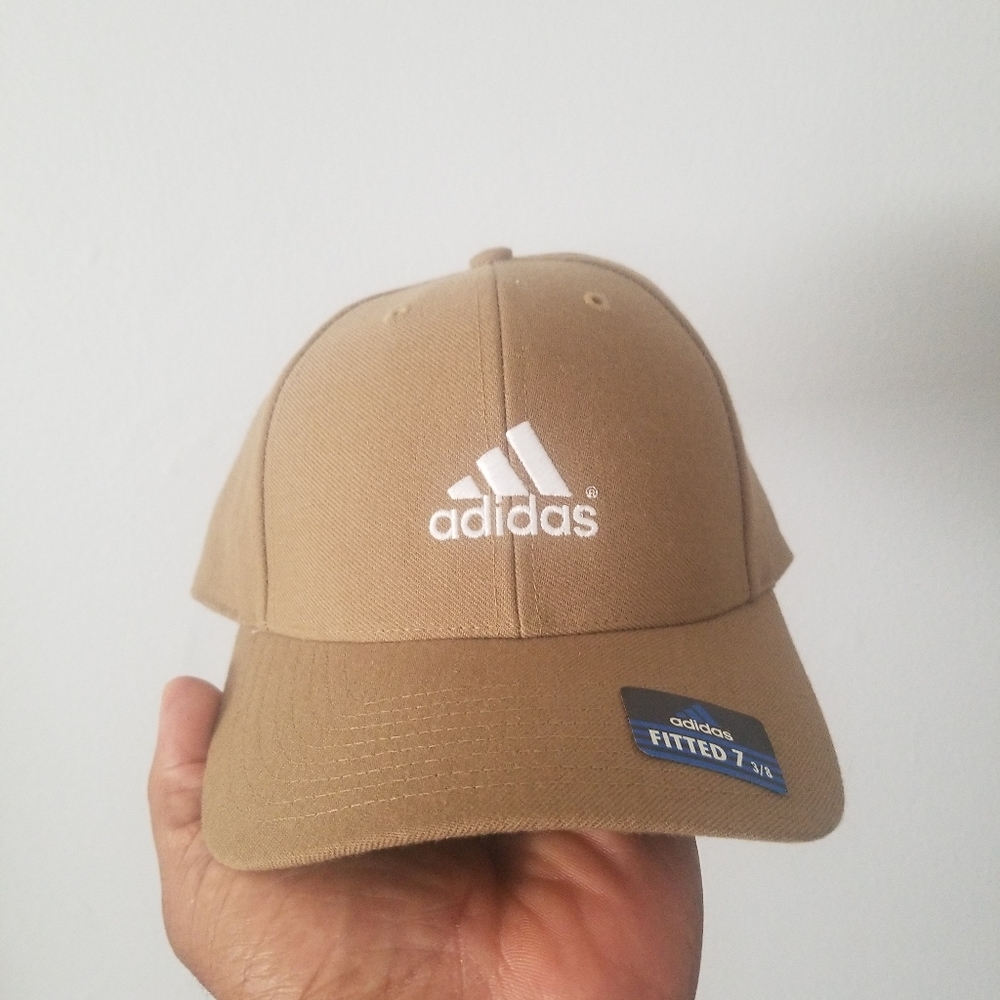 Vintage 3 Stripe Adidas Fitted Size 7 3/8